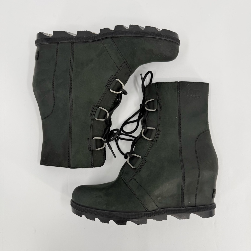 Sorel Joan of Arctic Wedge II Boot Lace Up in Black Size 11
